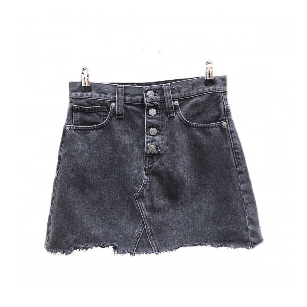 Madewell Rigid Denim A-Line Faded Black Wash Jean Skirt Size 24 Frayed Hem